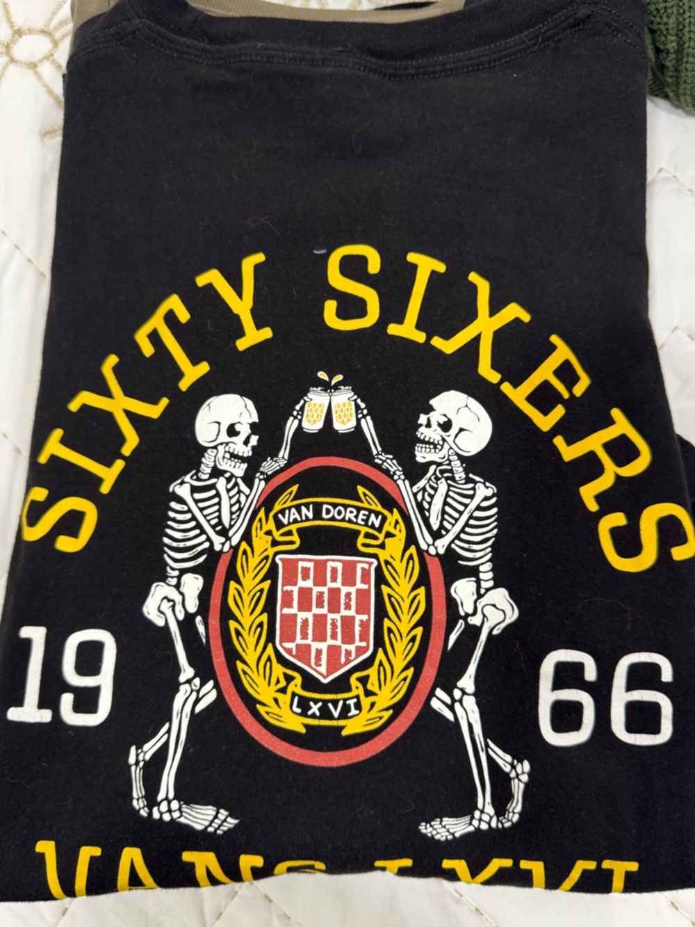 2 men’s vans t shirts